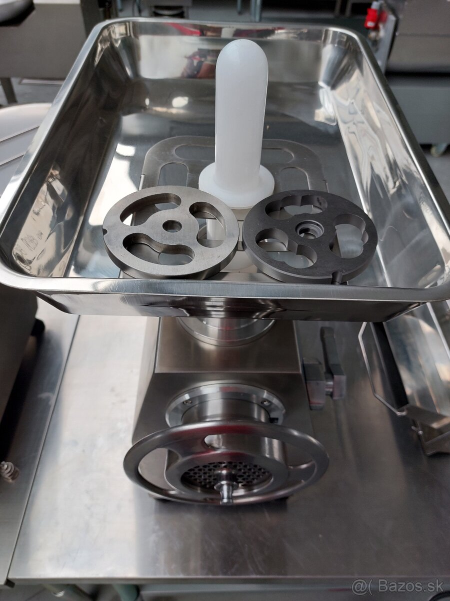 Mlynček na mäso 32 Mäsiarský vlček rezačka 32 - 11