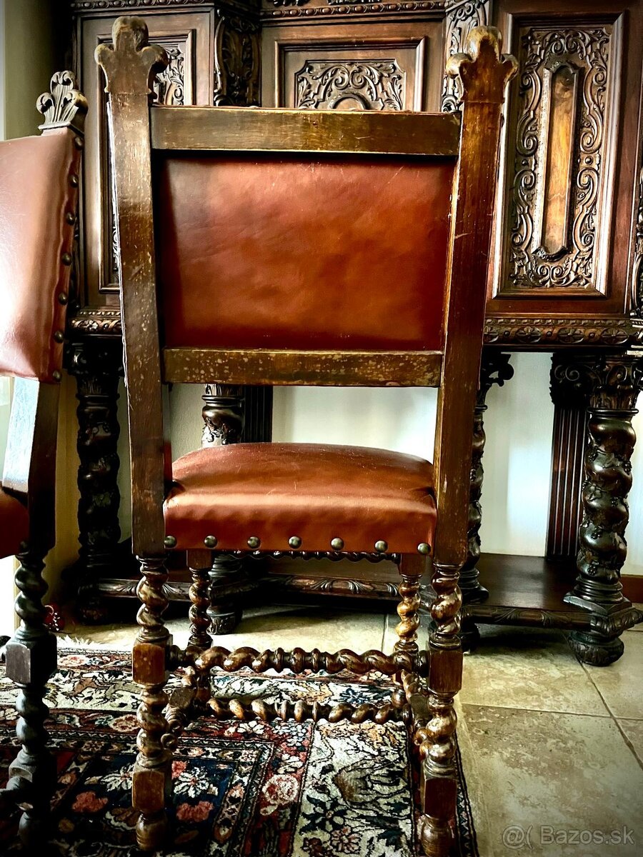 Starožitný nábytok - 11