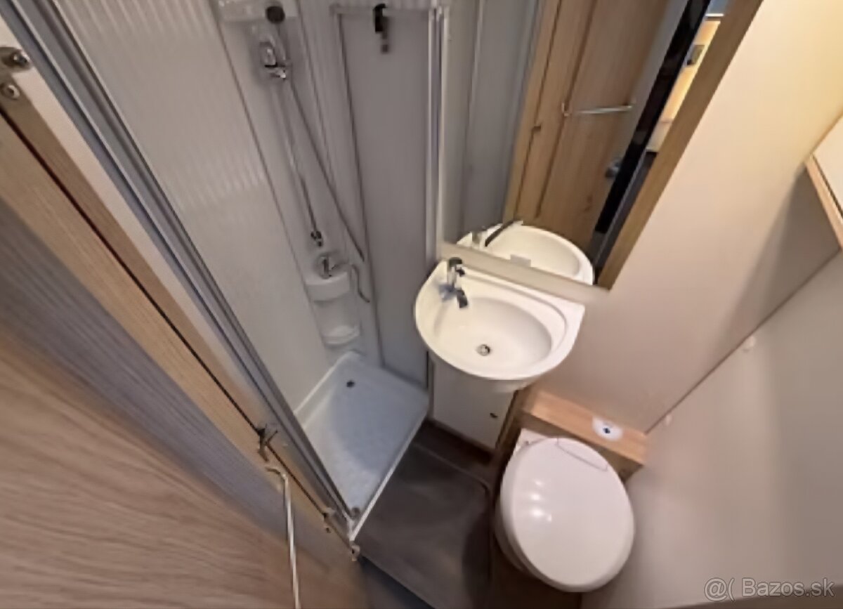 Predam autokarava Sunglight A68 - 11