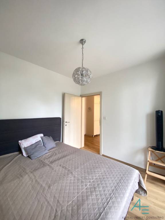 Bezbariérový, 2.izbový byt s predzáhradkou a garážovým stát - 11