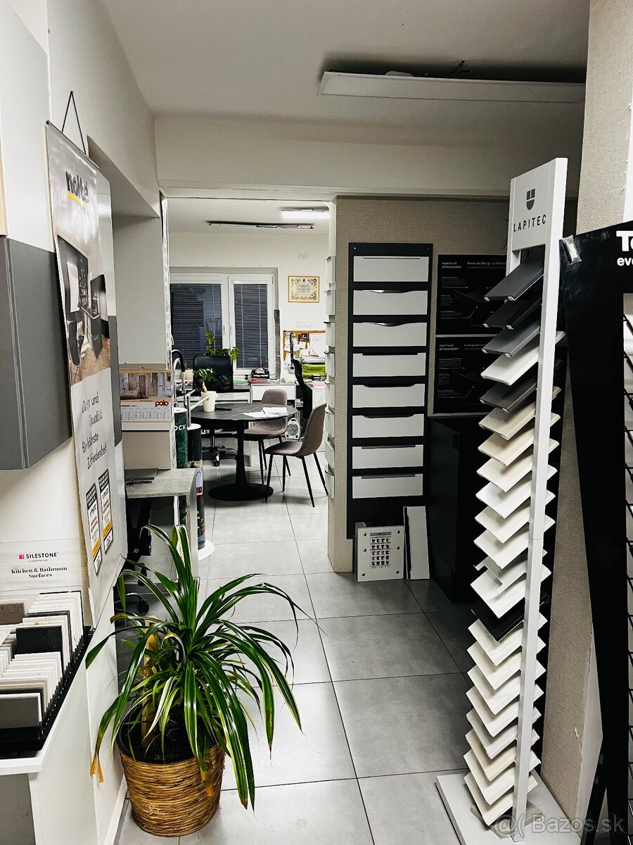 Kompletne zrekonštruovaný RD, 1868m2, Čemerné, VT - 11