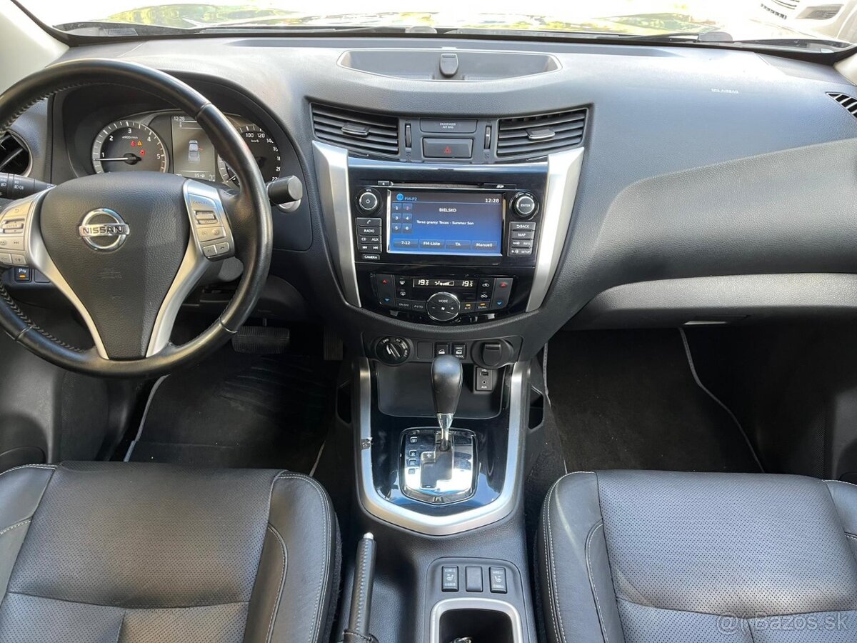 Nissan Navara Double Cab 190 - 11