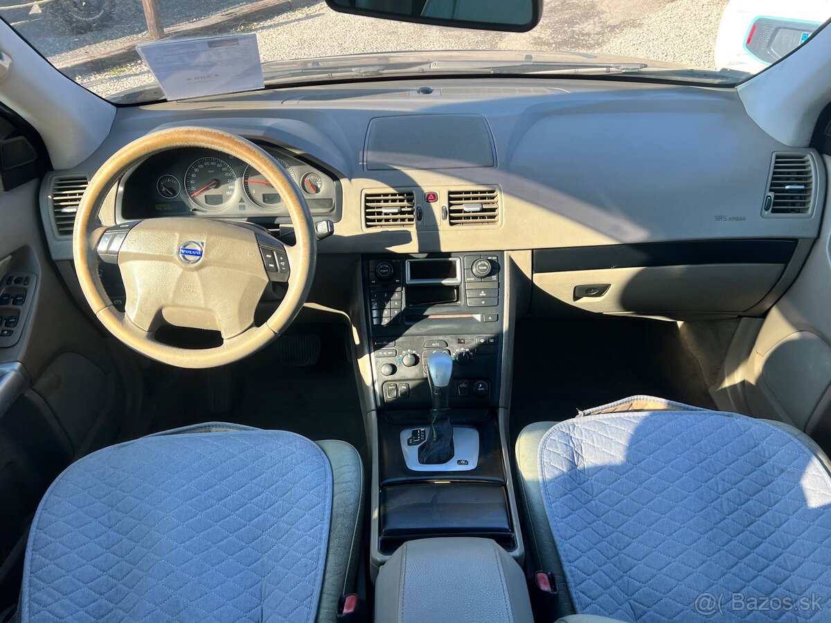 Volvo XC 90 2.4D Executive A/T - 11