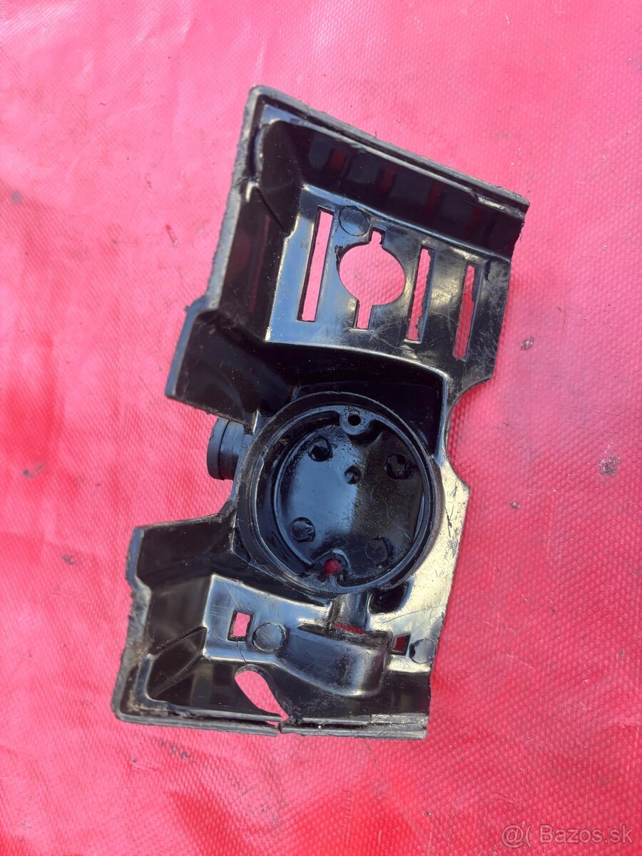 Babetta 207 kryt karburatora - 11