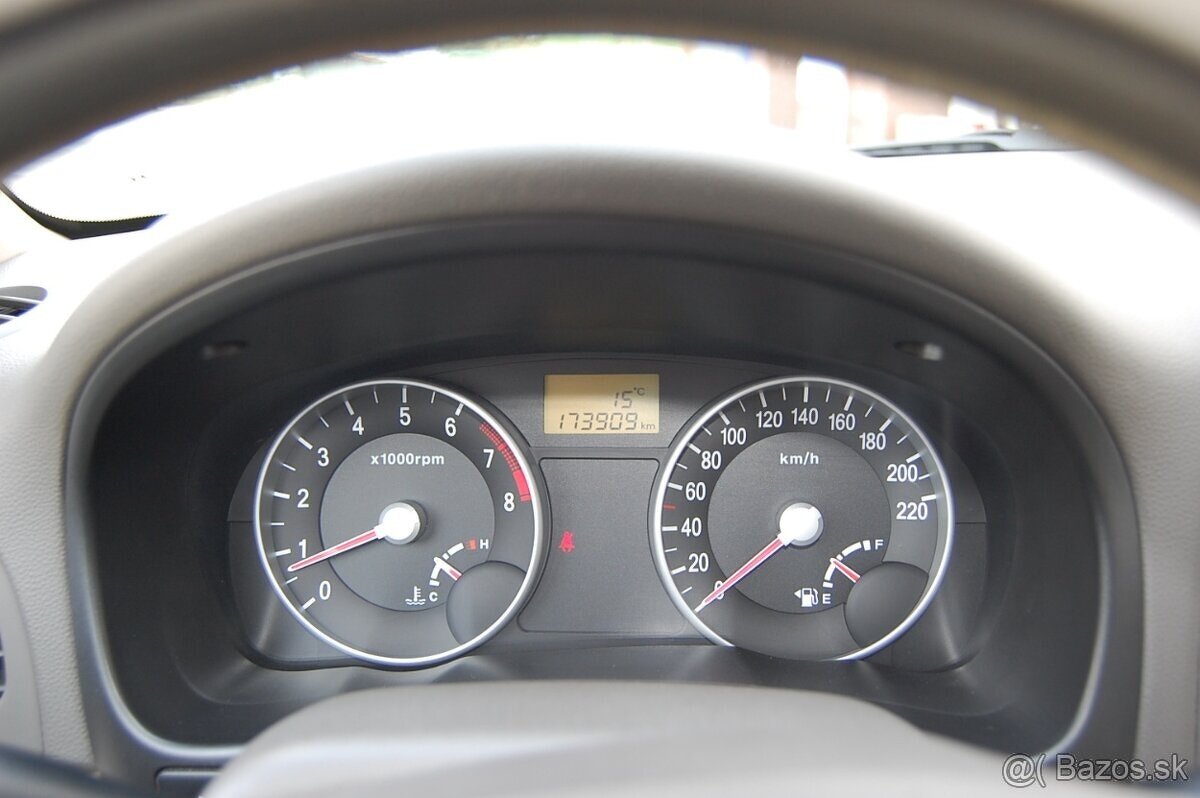 Hyundai Accent 1.4, 2008 - 11