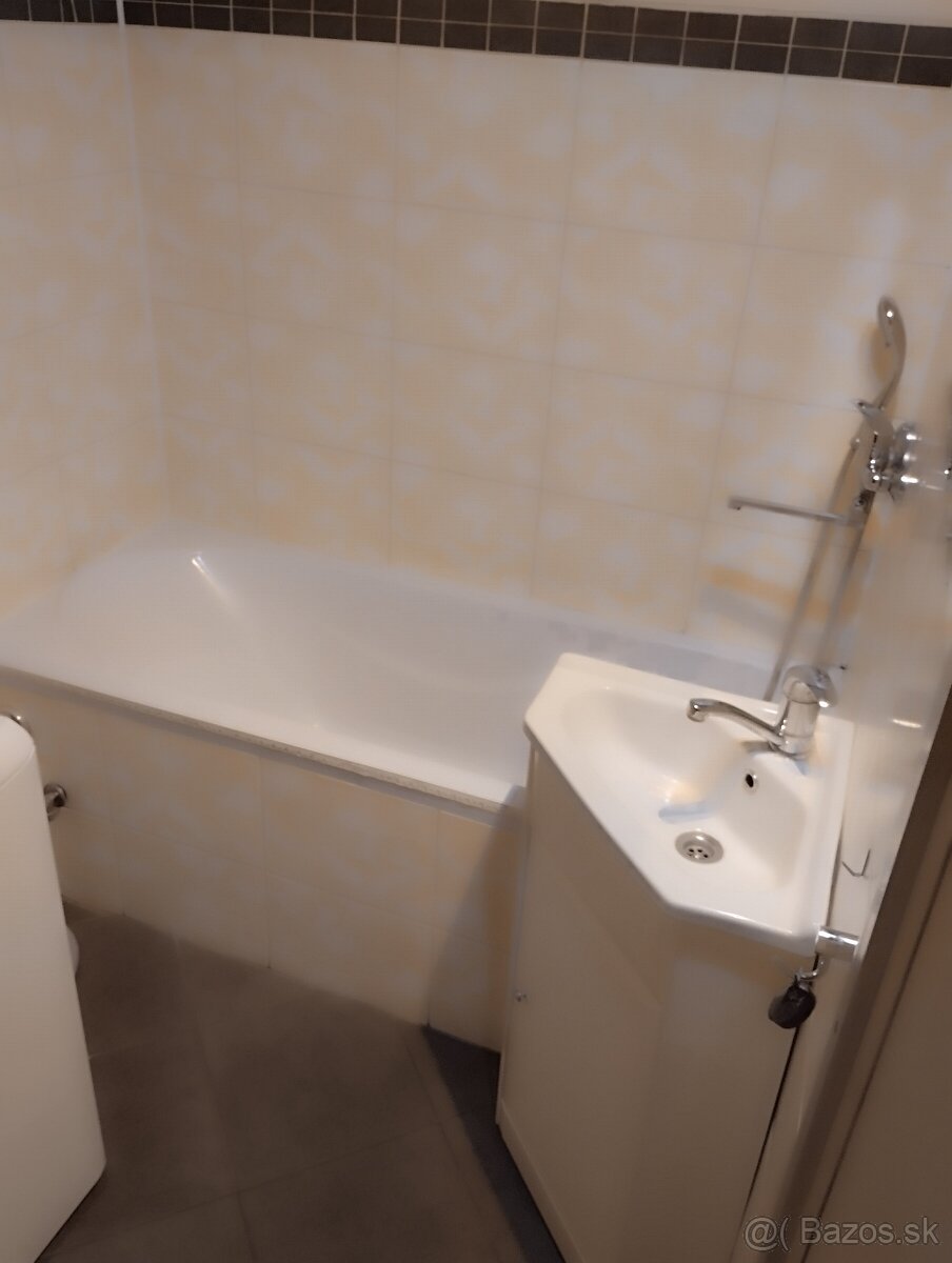 2-izbový byt Rožňava - 11