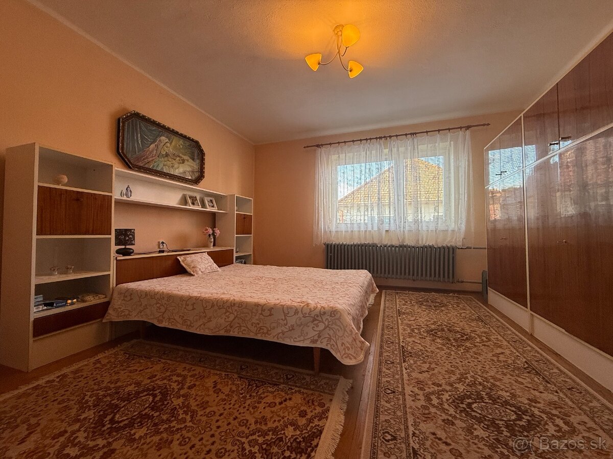 PREDAJ - RODINNÝ DOM - MACHULINCE - 11