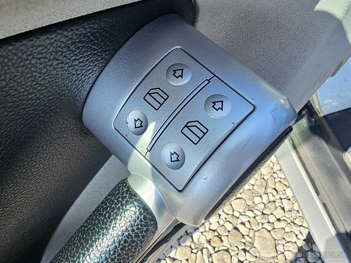 Mercedes-Benz SLK 350 A/T AMG - 11