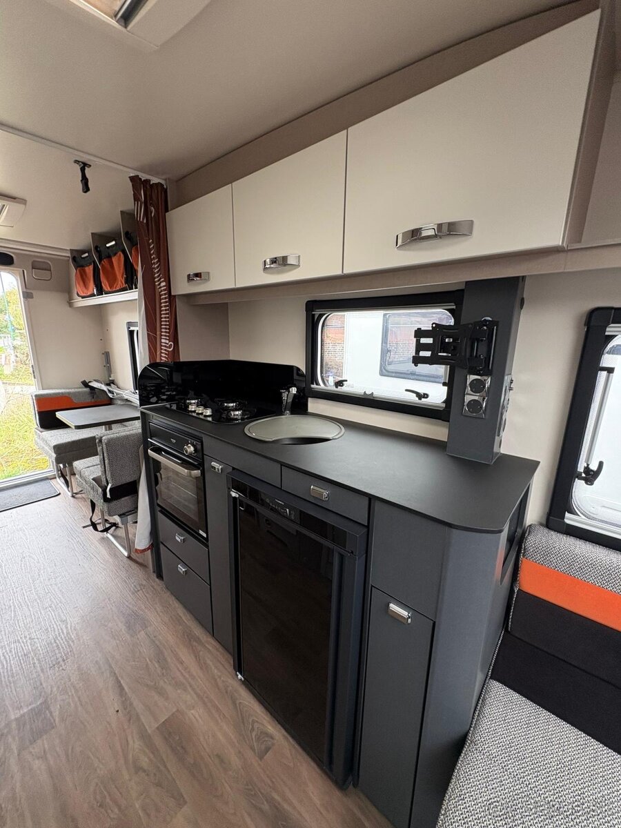 Expediční anglicky karavan Swift Basecamp 6 r.v 2022 - 11