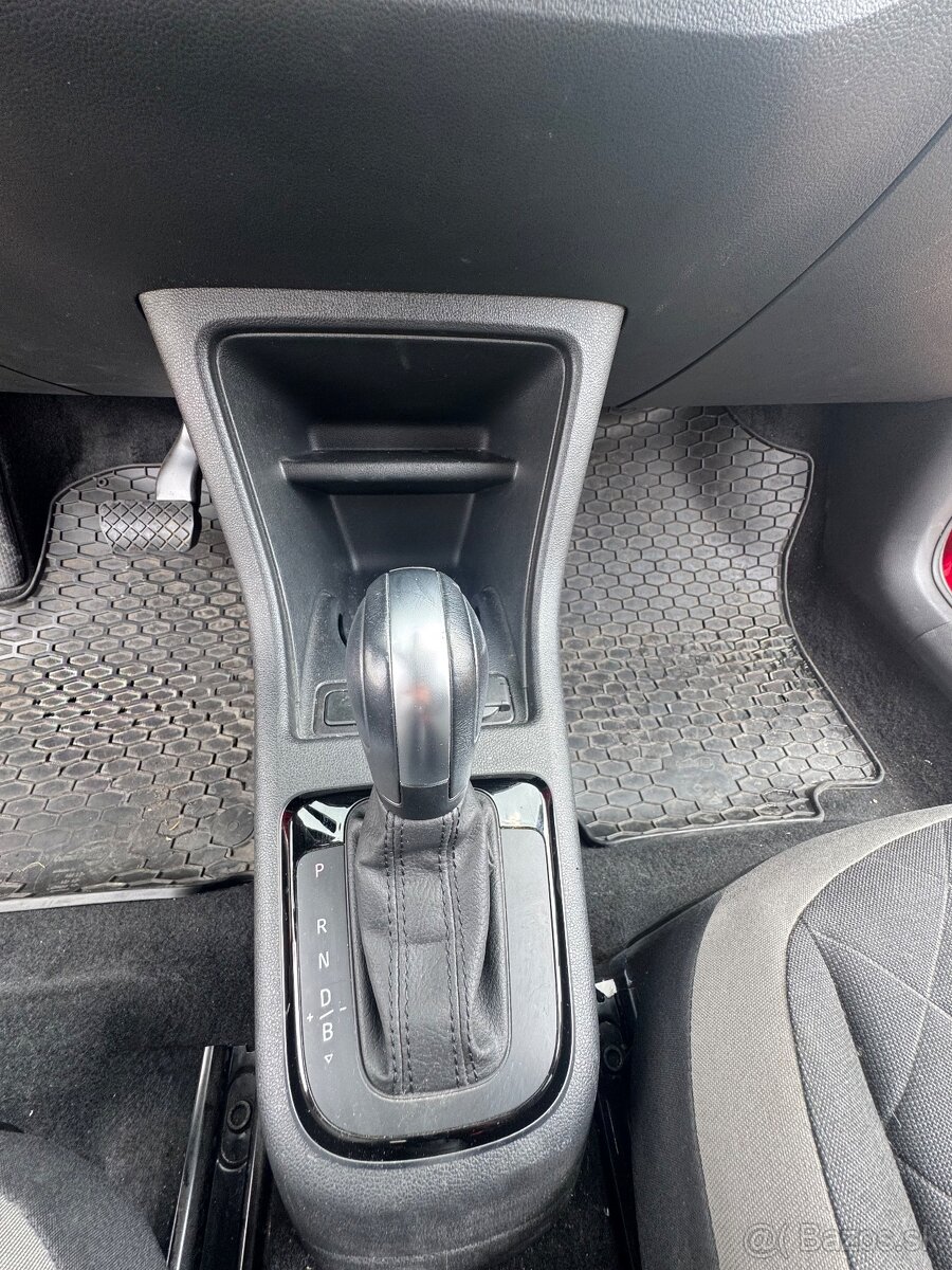 Predám VW e-up - RV 2020, najazdených 28tis.km - 11