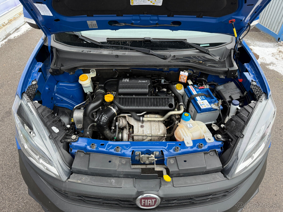 Fiat Dobló Cargo 1.4 T-Jet Base - 11