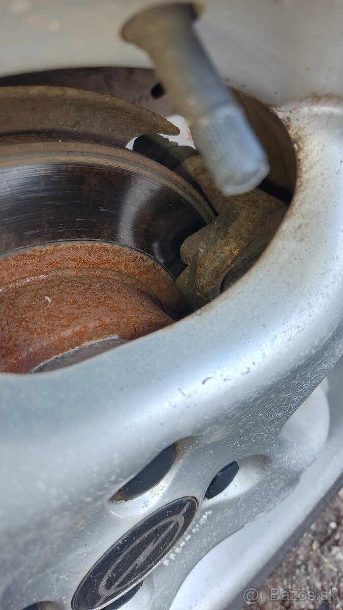 Opel Meriva 1.6 (benzín/LPG) - 11