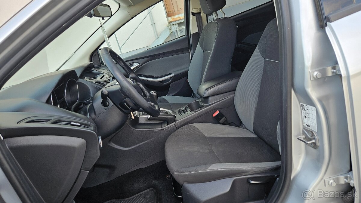 Ford Focus Kombi 1.6 TDCi DPF Sport - 11