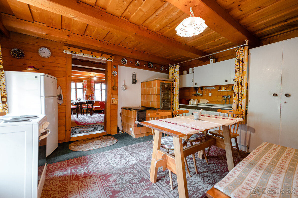 Jedinečná chalupa s výnimočnou polohou v Hačave - 11