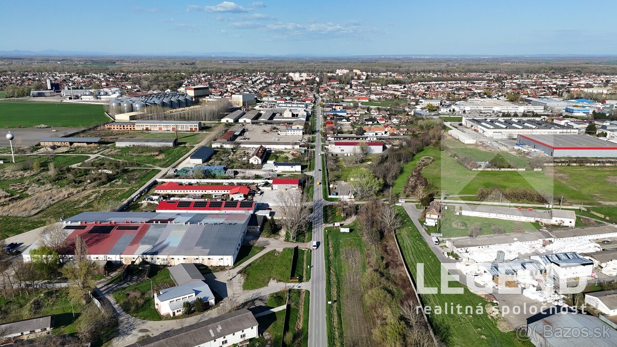 Prenájom pozemku 1.198 m2 v Kolárove na frekventovanom miest - 11