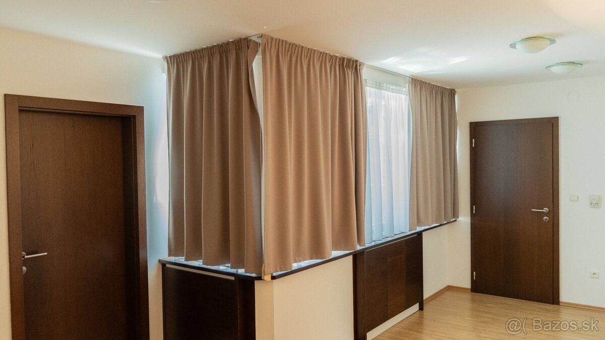 RE/MAX - 103m² - Jedinečný 2-izbový byt v centre Bratislavy - 11