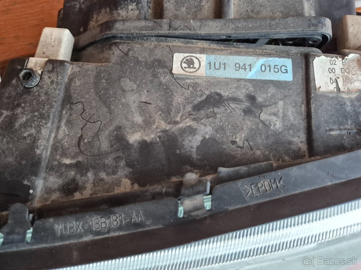 Predám predné svetlá Xenóny pre Škoda Octavia I 1 RS - 11