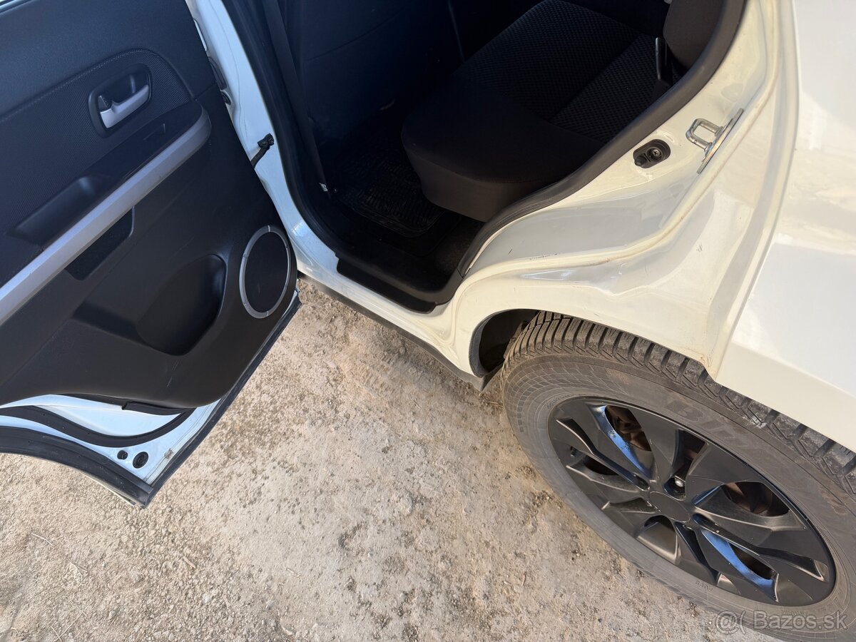 Predám Vymením Suzuki Grand Vitara 2.4 - 11