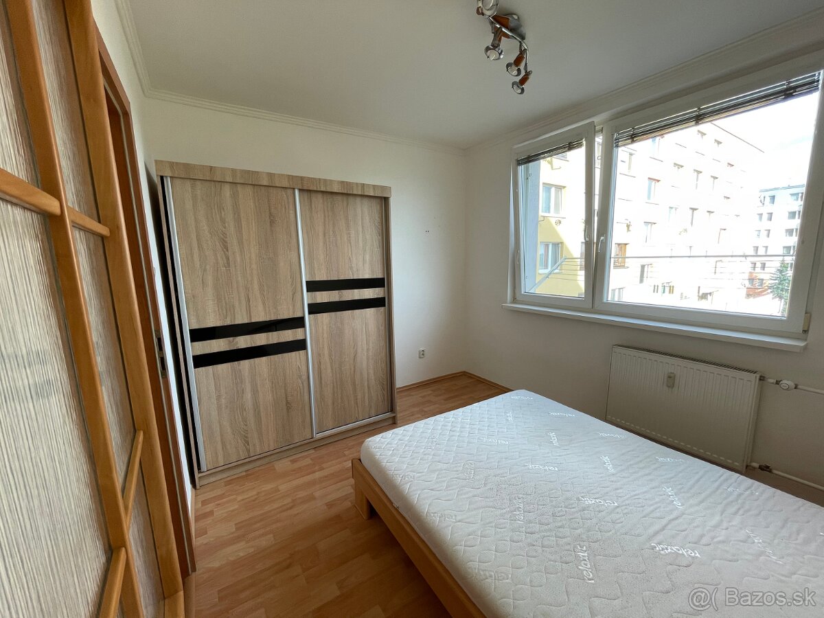 2 izb. byt, 58m2 v centre mesta Sereď na predaj - 11