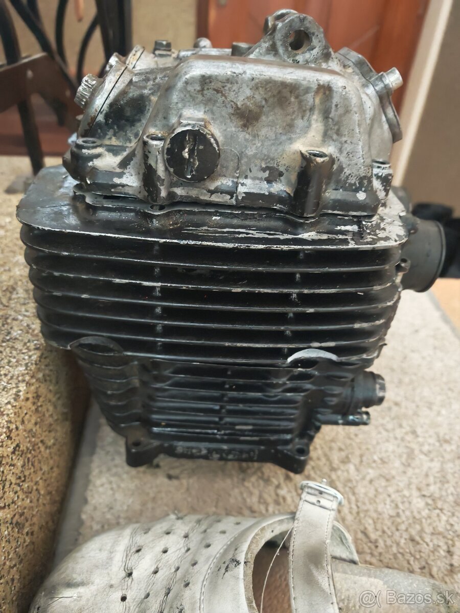 Yamaha XT 600 2KF vrch motora - 11