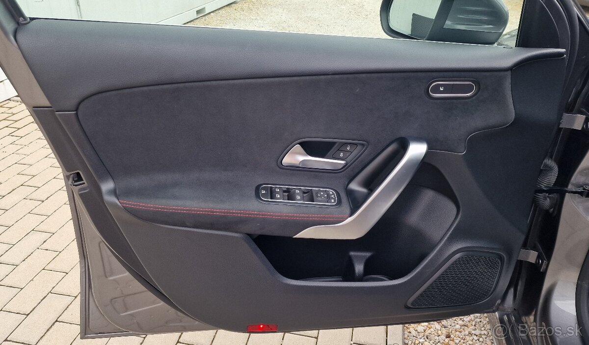 MERCEDES-BENZ A TRIEDA 180 /T - 11