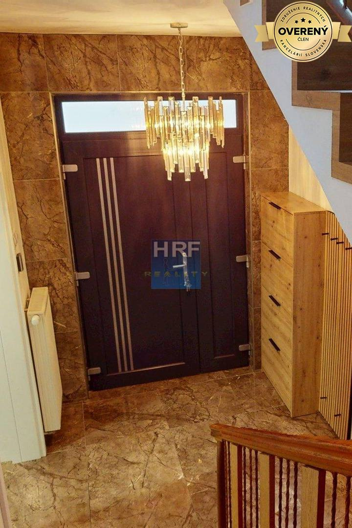 Na predaj štýlový 5-izbový rod. dom v Holíči. - 11