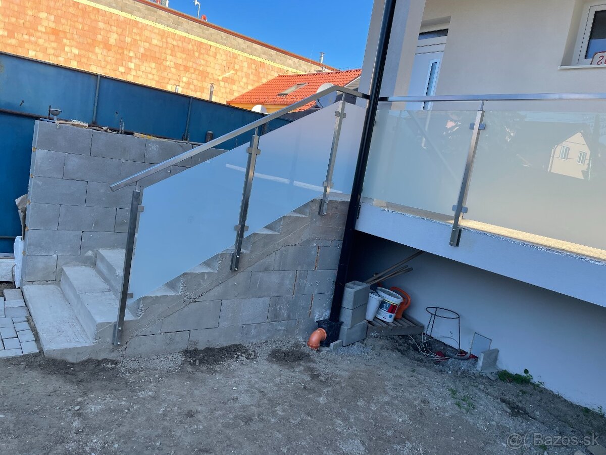 Brány, Bránky, Ploty, Zábradlia, Pristrešky, - 11