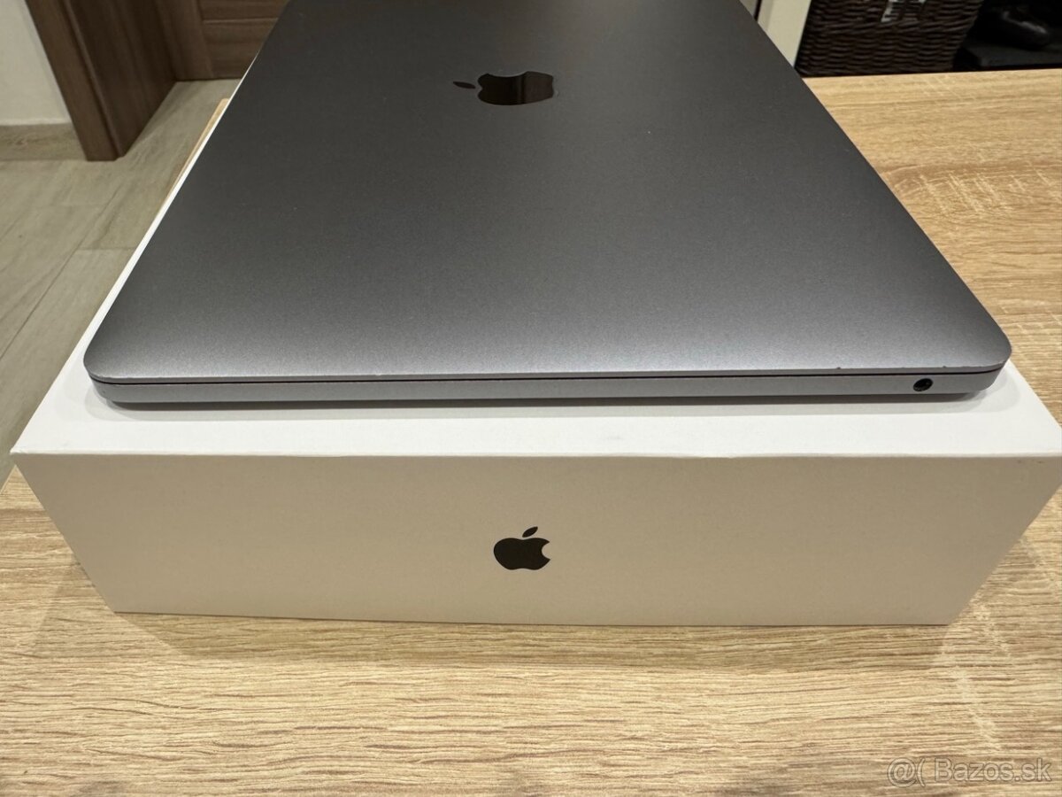 Apple MacBook Pro 13\" 2019, touch bar - 11