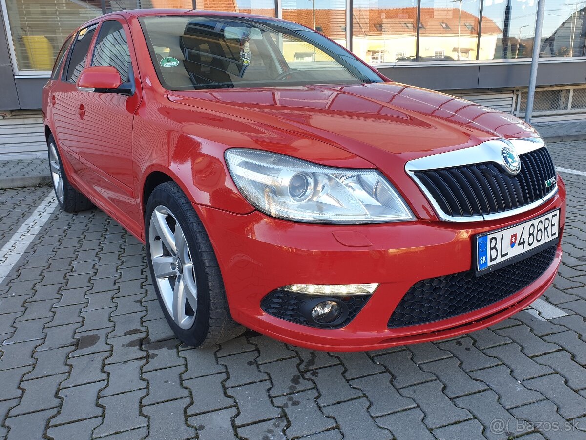 Škoda Octavia 2 Facelift RS Paket - 11