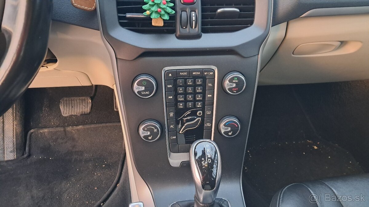 Volvo V40 2014, 1.6 Diesel, automat - 11