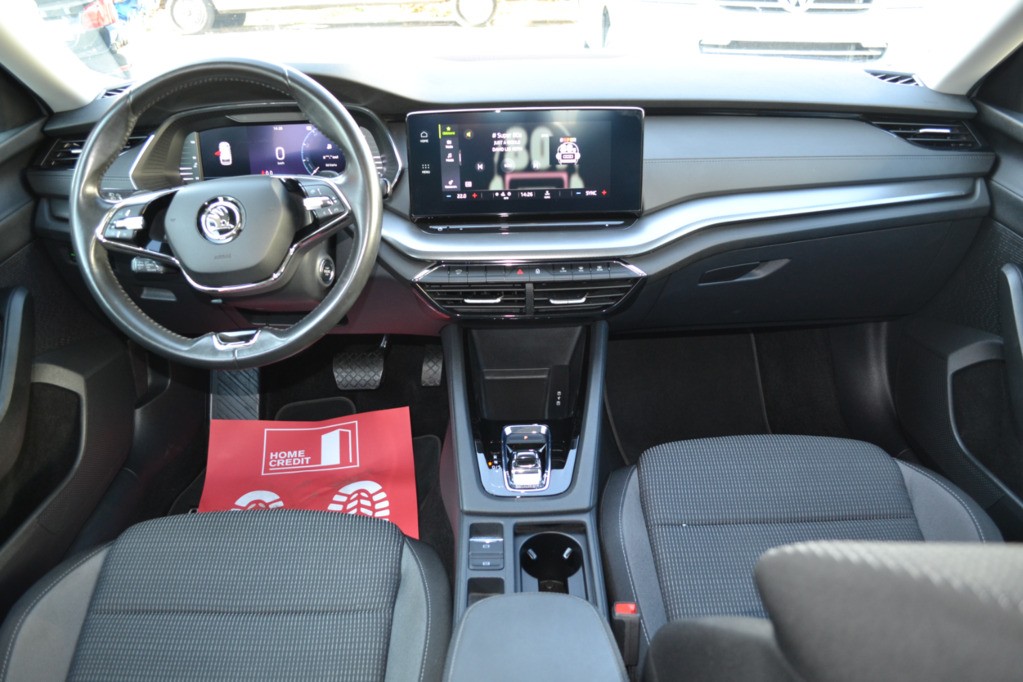 Škoda Octavia Combi 2.0 TDI DSG Virtual Cocpit - 11