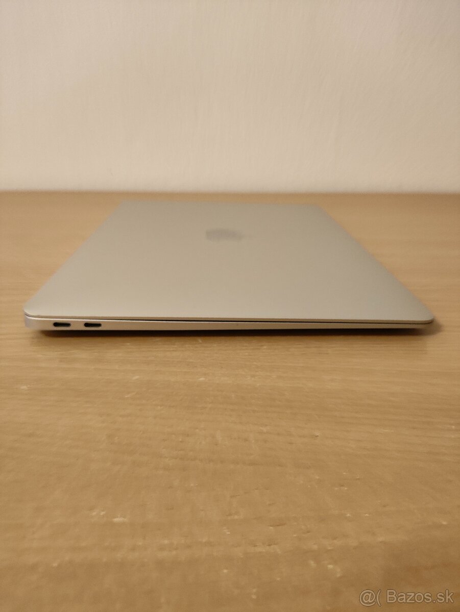 MacBook Air M1 2020 | 8GB • SSD - 11