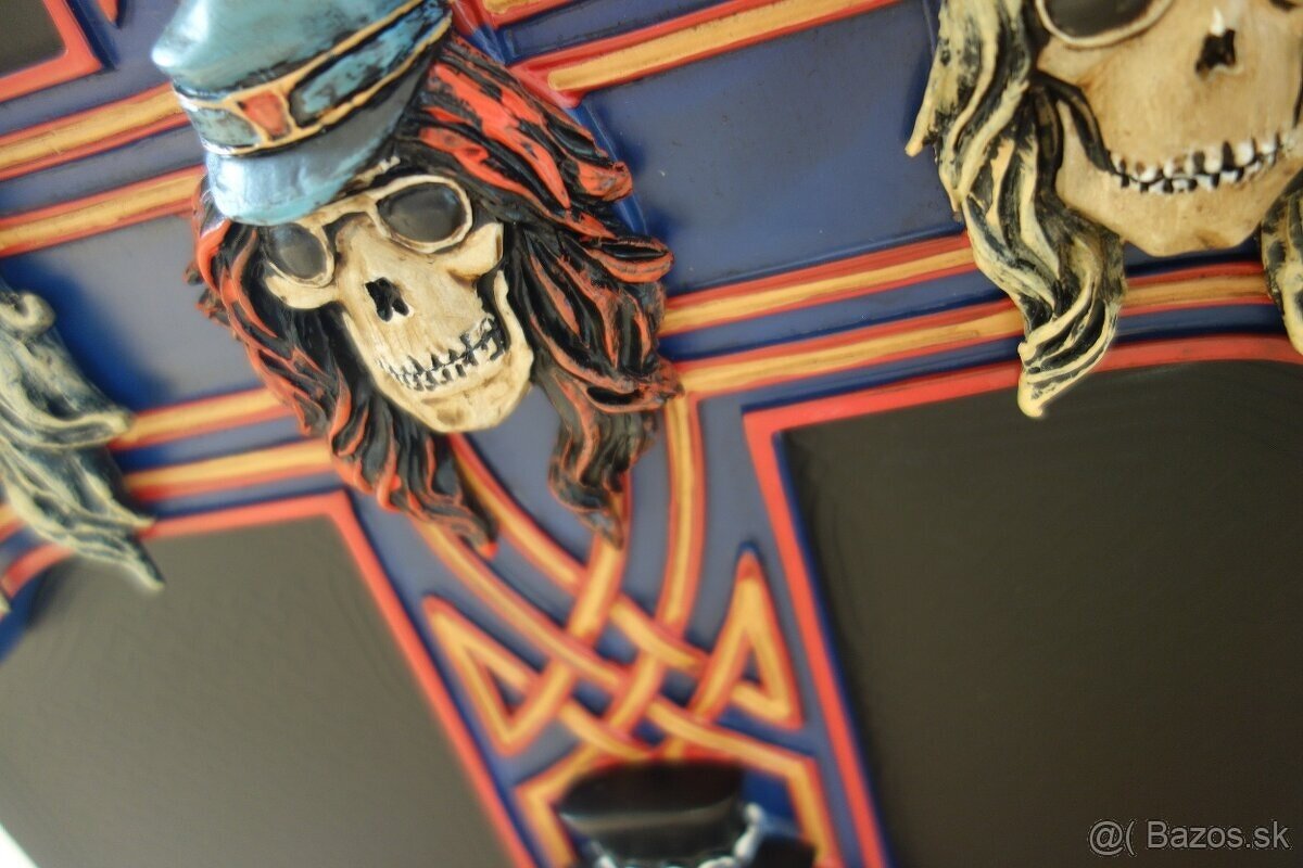 Guns n Roses Merch BOX - 11