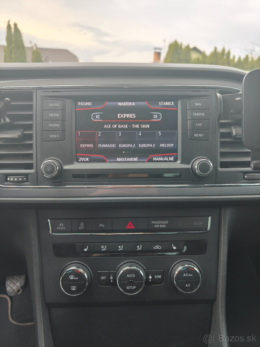 SEAT Leon FR 2.0 TDI 110kW - 11