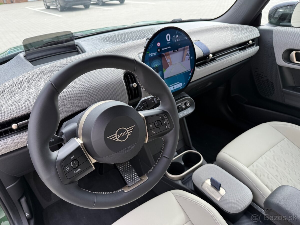 MINI COOPER C Race Green 2025 - 11