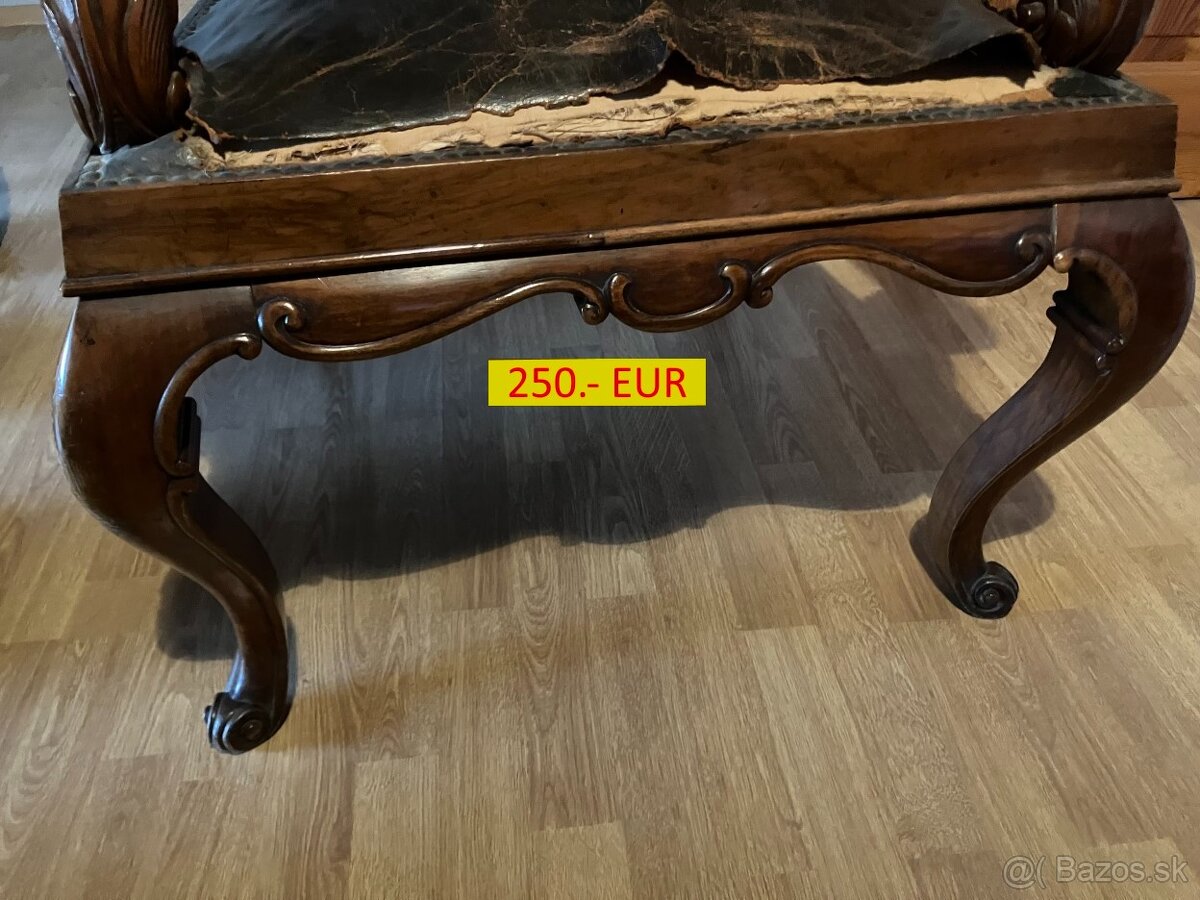 Vyrezávané 120 ročné kreslo - 11