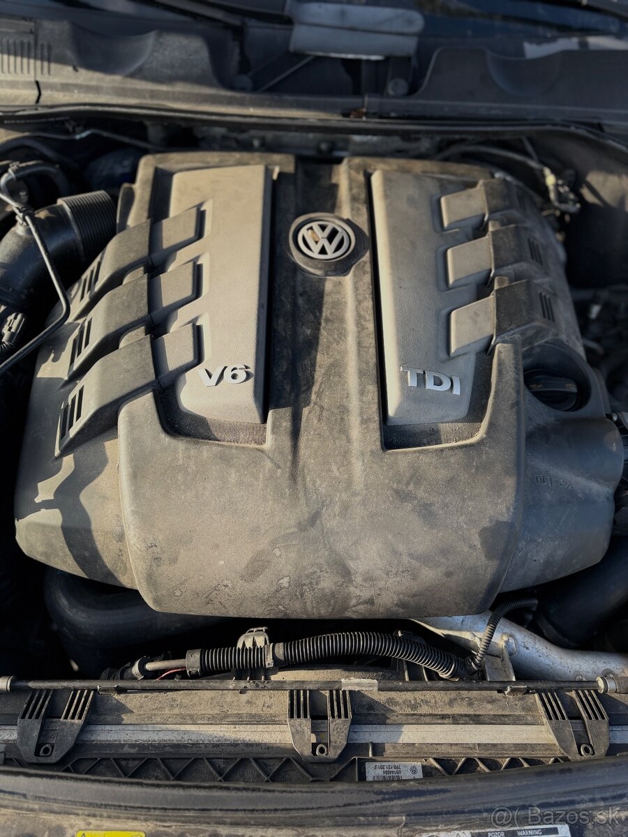 VW Touareg 3.0 V6 TDI 180kW 4Motion - 11