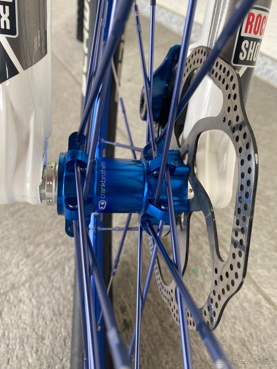 GT Force Pro Carbon - 11
