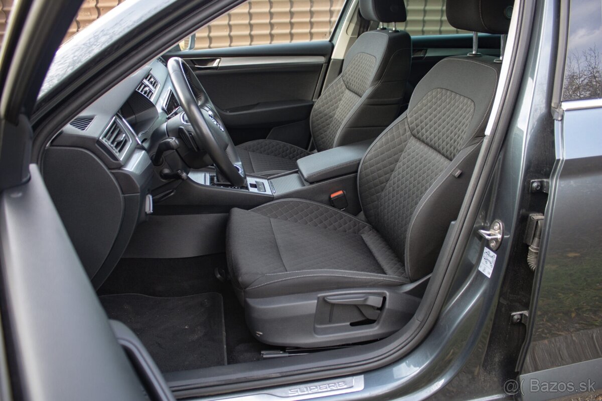 Škoda Superb Combi 2.0 TDI DSG - 11