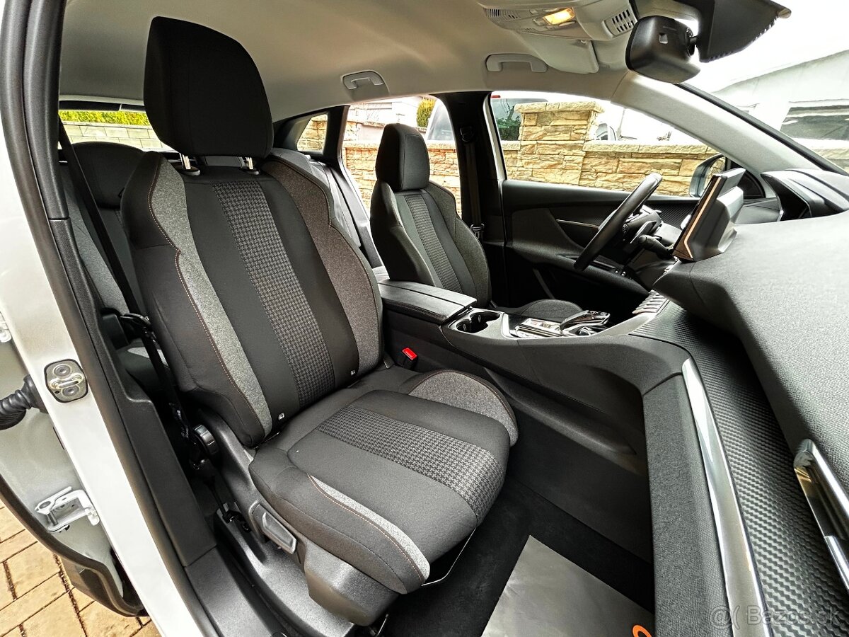 Peugeot 3008 1.2 PureTech 130k Active Pack A/T - 11