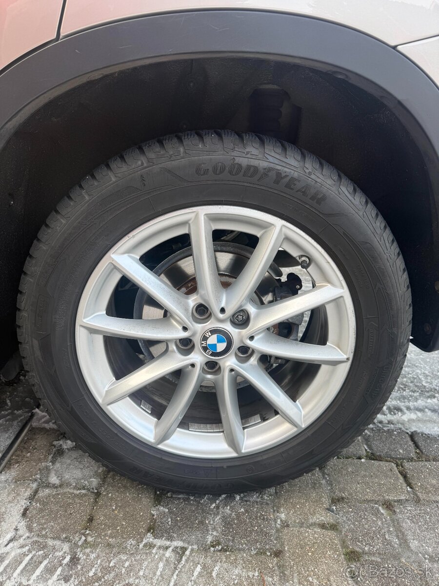 BMW X1 sDrive 18i AT Year 2022 - 11