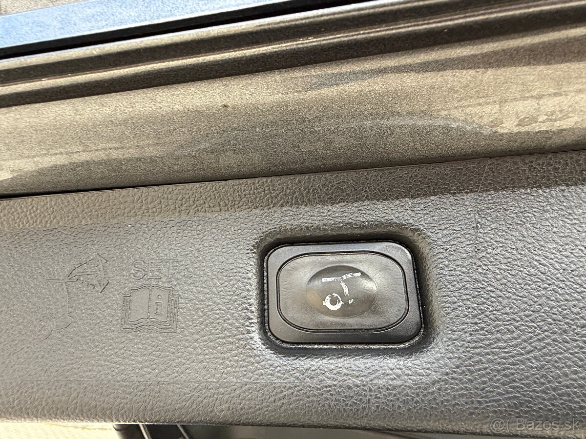 Ford S-MAX 2.0 TDCI ECOBLUE Automat 7 miestny odpočet DPH - 11