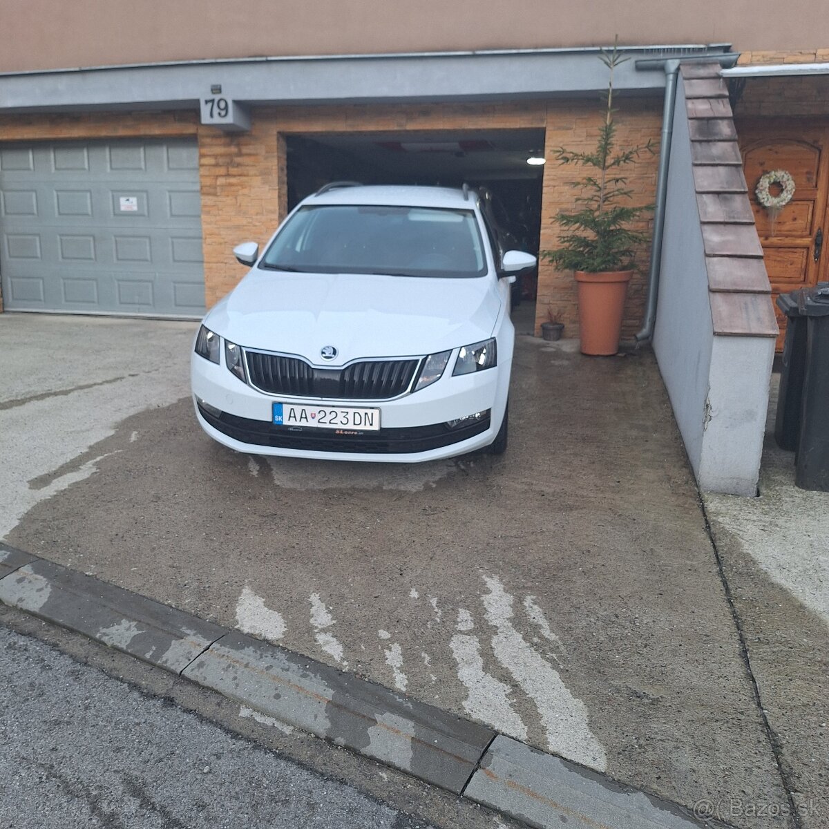 Predam skoda octavia 3 1,6tdi 85kw. r.v.2017 - 11