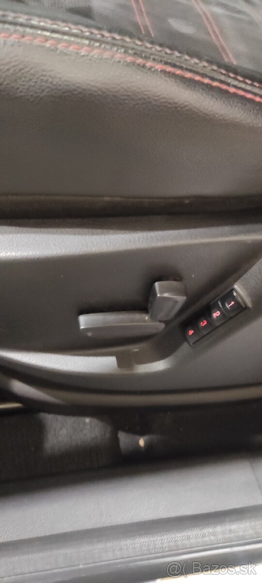 Ford S-max 2.0tdci 120kw(165k) Titanium S automat 6st. Dpf - 11