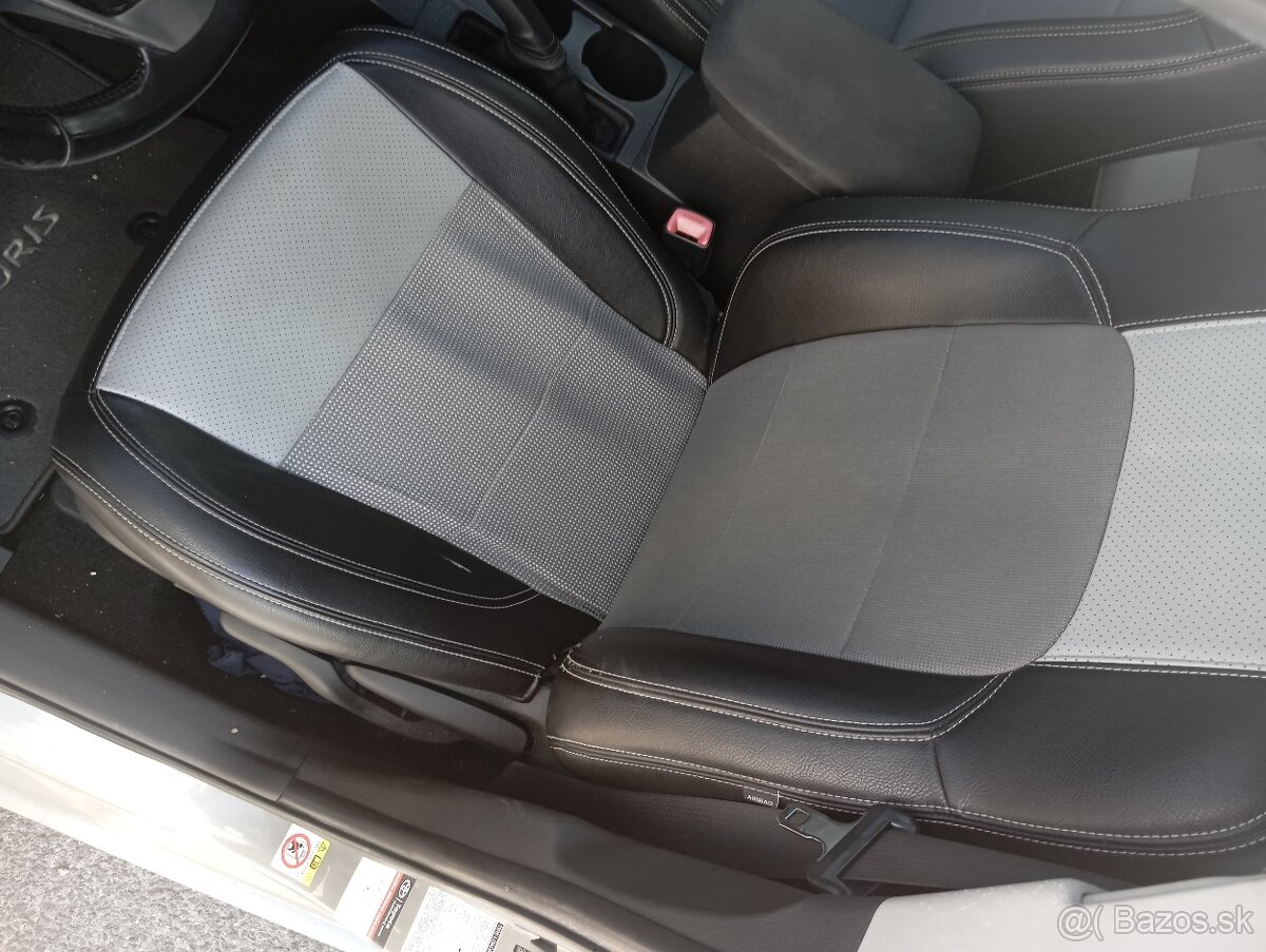 Toyota Auris TS - combi 1,6benzín, SR,EXECUTIVE,2x kolá - 11