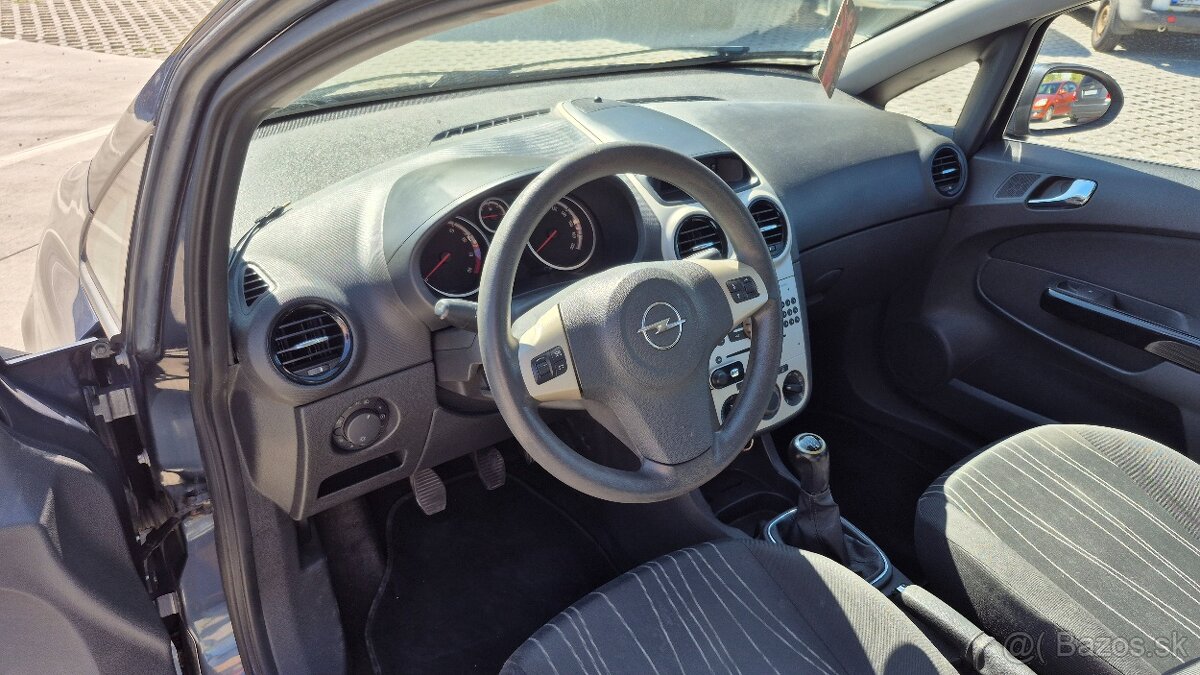 Opel Corsa 1.2i M5 59 kw SR - 11