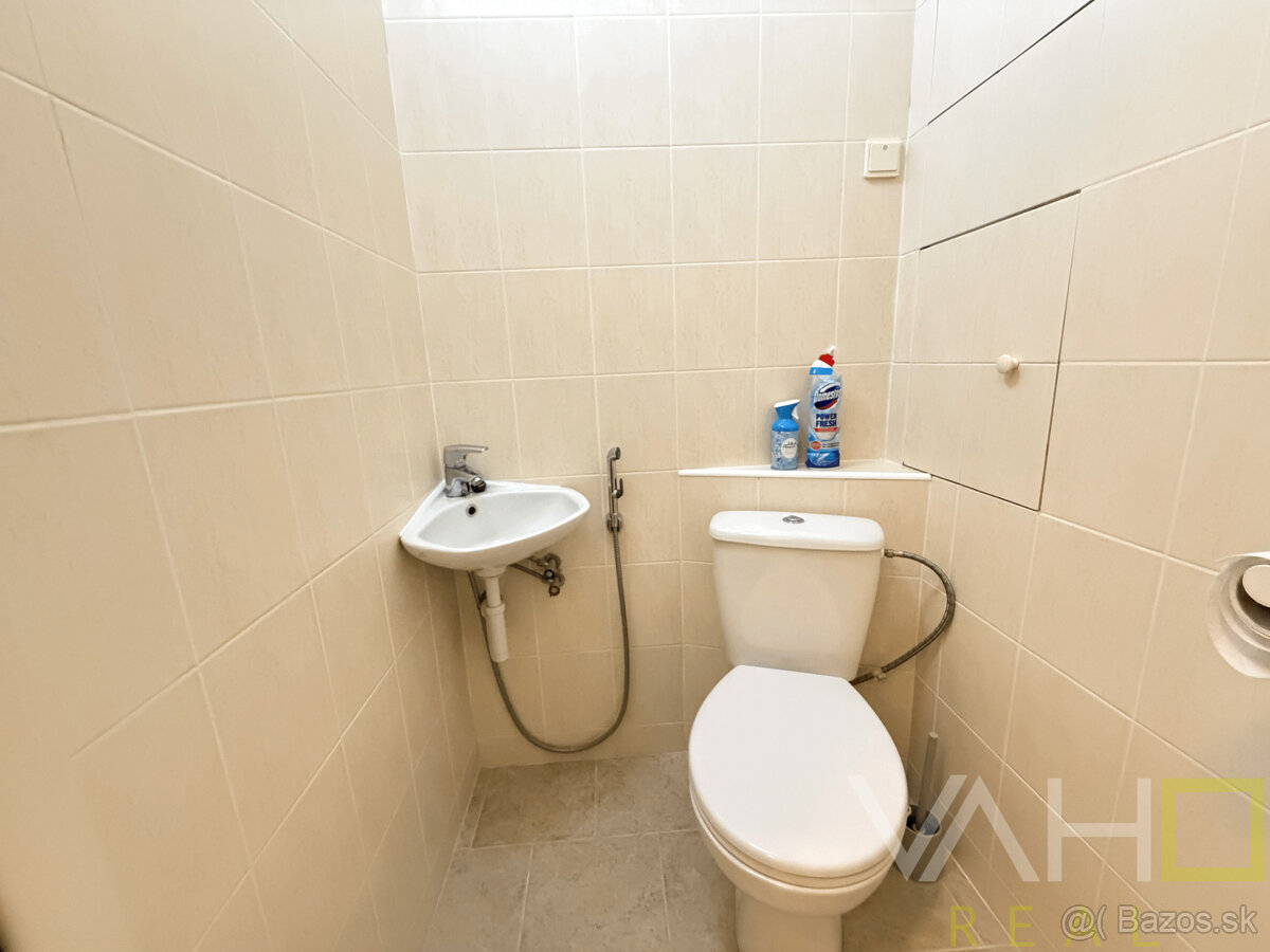 Prenájom moderného 3i bytu v blízkosti centra, Hlboká ul. Tr - 11