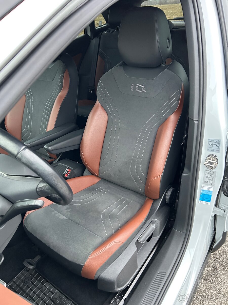 VW ID.4 PRO PERFORMANCE MATRIX IQLED DPH TAZNE - 11
