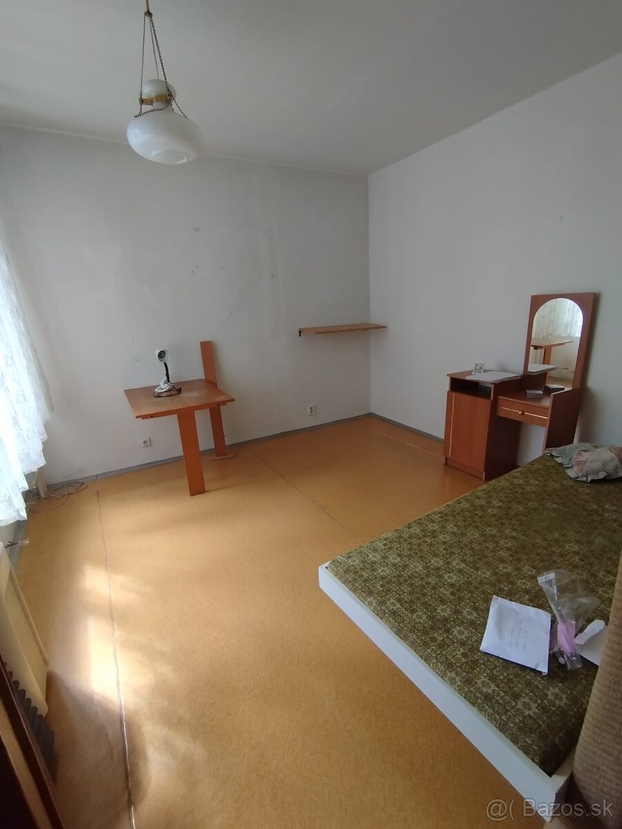 4 izbový byt č. 12 na ul. Berehovská 2173/11, Trebišov - 11