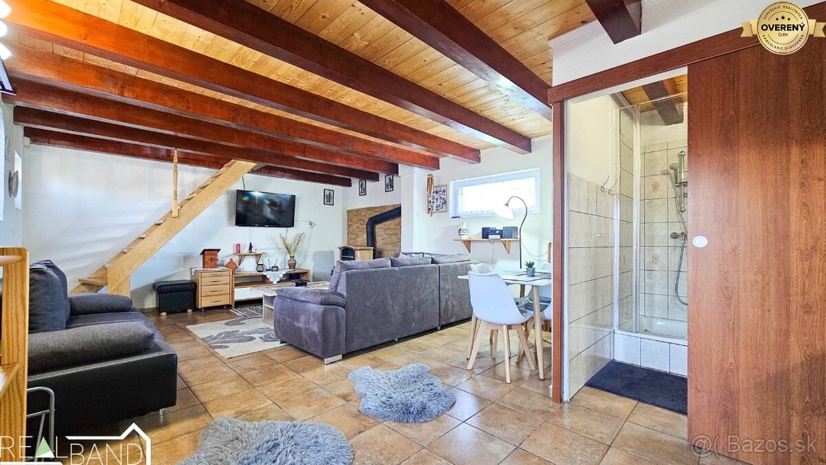 NA PREDAJ MODERNÁ REKREAČNÁ CHATA S FOTOVOLTIKOU – ŠTRKOVKA - 11